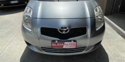 TOYOTA YARIS 1400 D 90CV AUTOMATIC